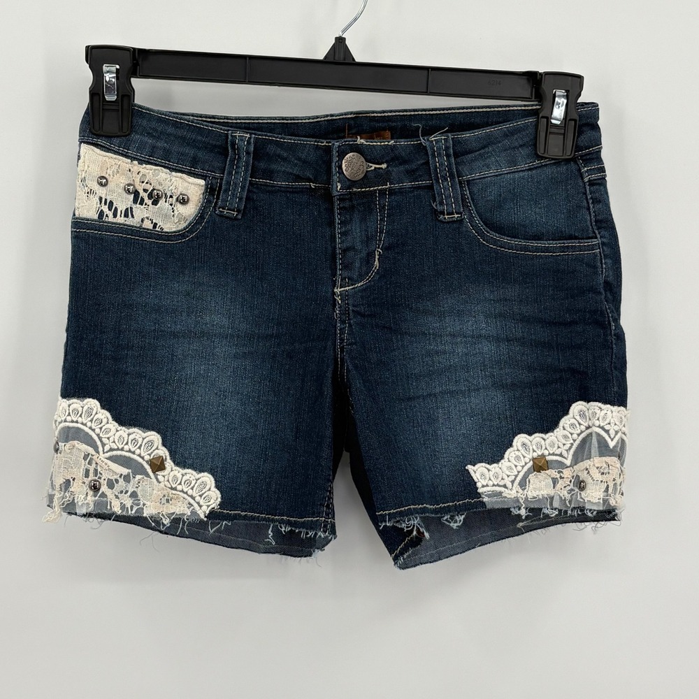 Copper‎ Key Womens Dark Wash Lace Studded Denim Shorts Size 3 Frayed Hem Boho